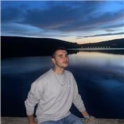 Estudiante de cuarto de Biología con conocimientos suficientes para dar clases nivel ESO o Bachillerato